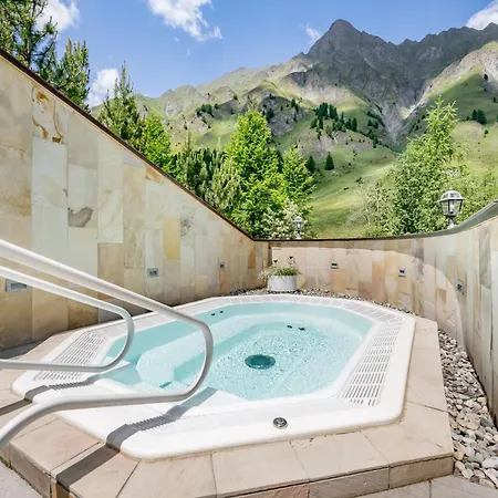 Hotel Silvretta & 4*