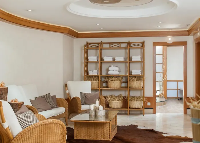 Hotel Silvretta & 4*